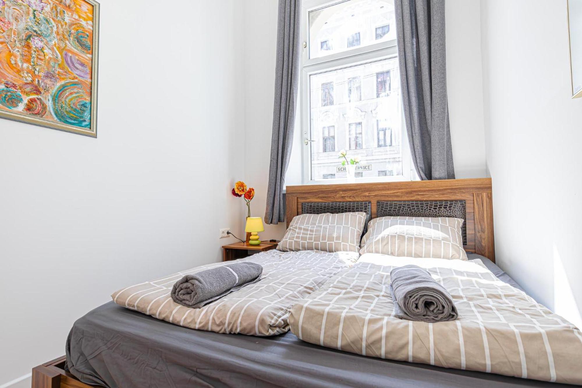 Apartament In A Shared Apartment, 6min To Lugner City